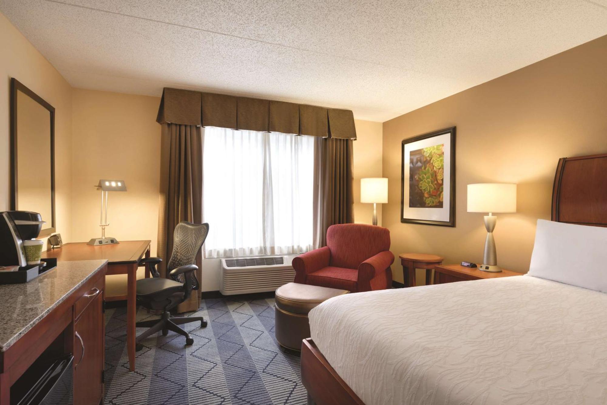 Hotel Hilton Garden Lancaster 3*