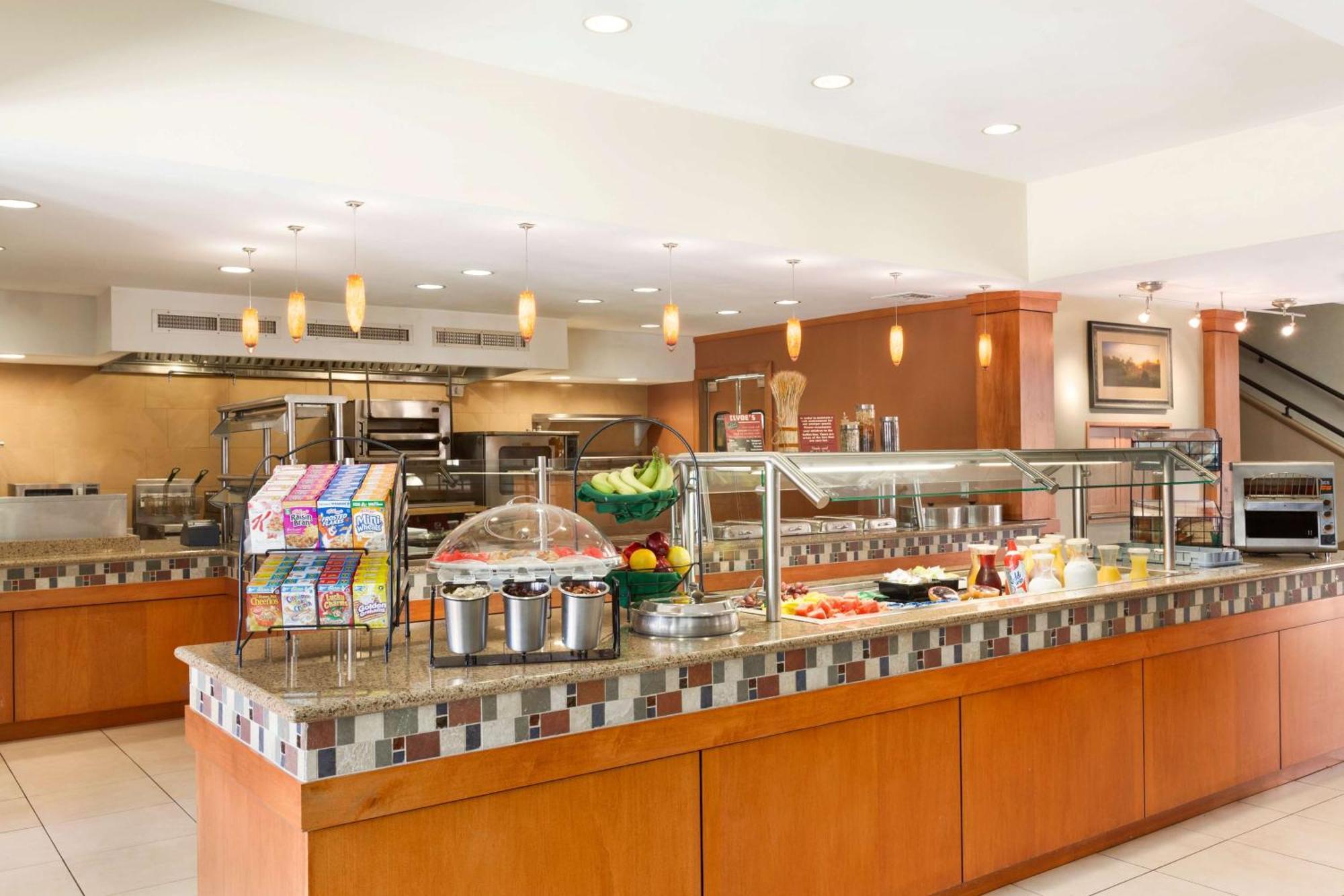 Hilton Garden Lancaster Hotel